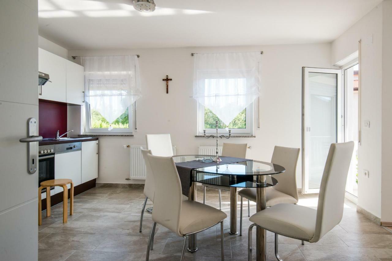 Ferienhaus Bucic Buje Buitenkant foto