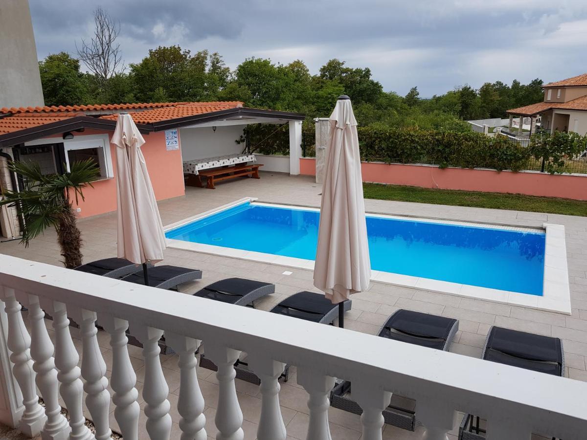 Ferienhaus Bucic Buje Buitenkant foto